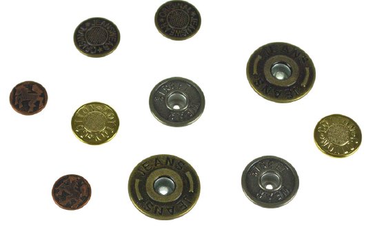 Narážecí knoflíky